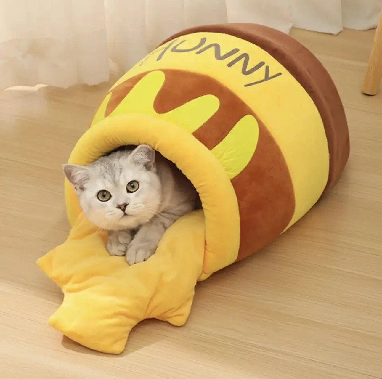 Honey Pot Plush Cat Bed – Cozy Hideaway Sleeping Nest (Yellow & Brown)