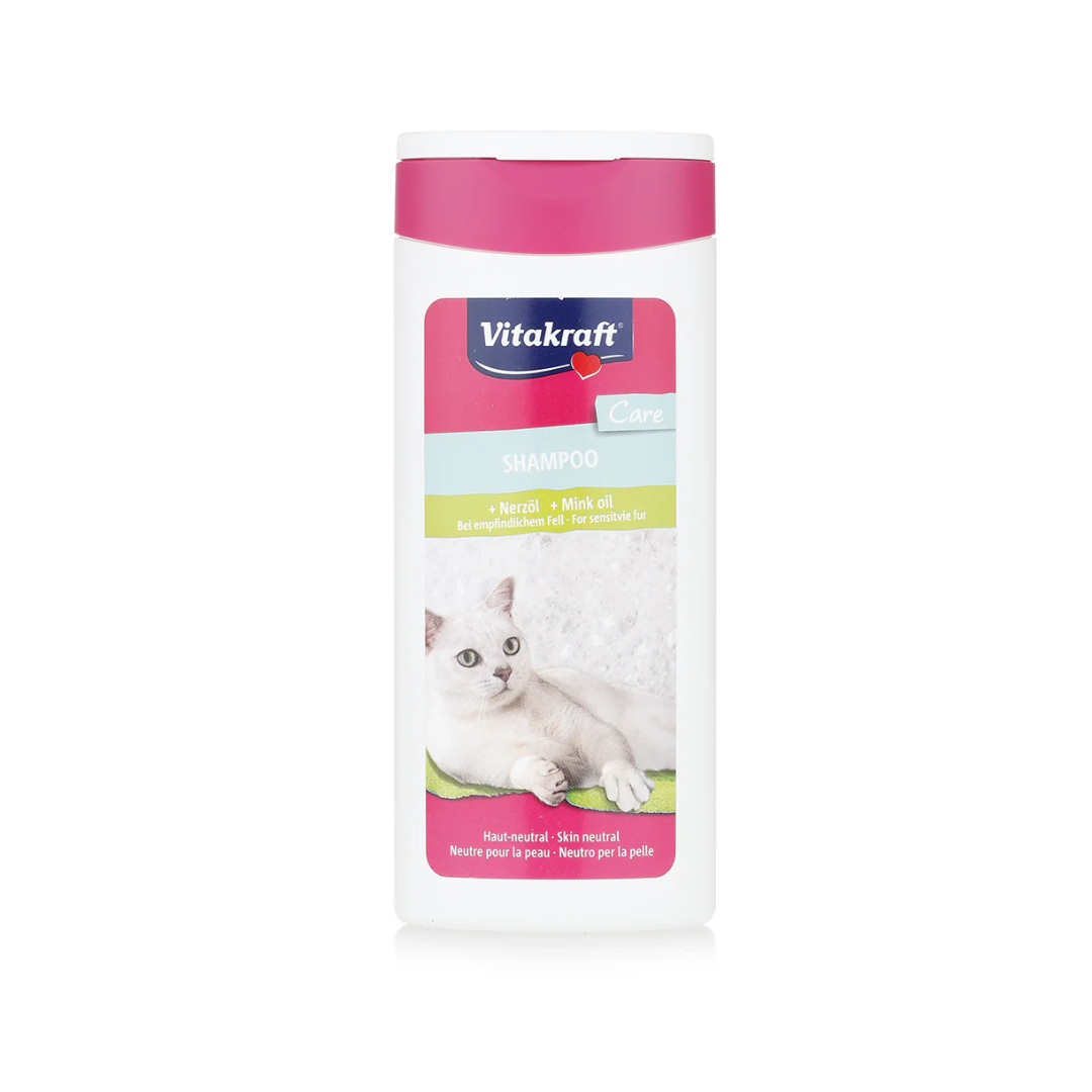 Vitakraft Care Shampoo for Cats with Neroli & Mink Oil
