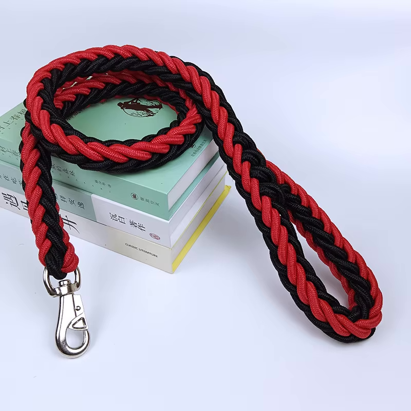 Braided Rope Leash – Black & Red