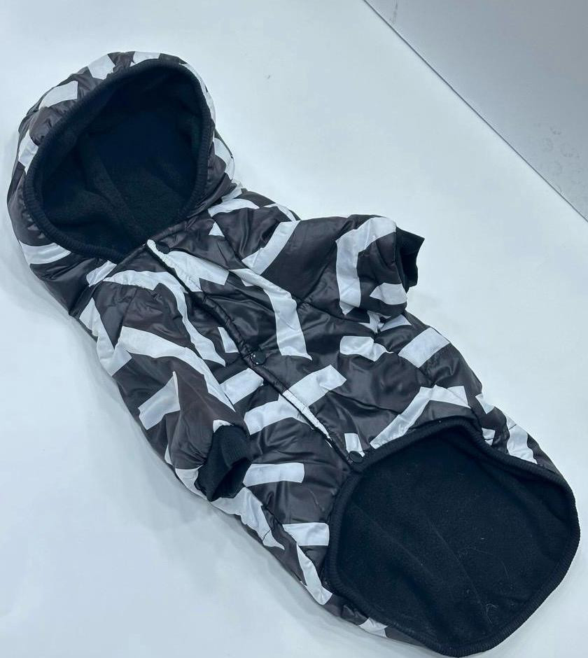 Waterproof Winter Jackets That Are Suitable for Both Dogs and Cats