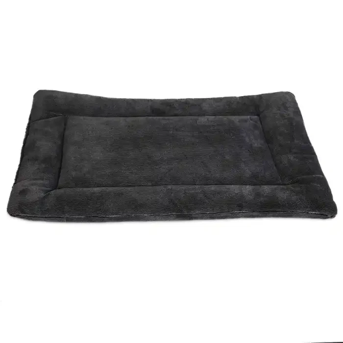 Petmate Kennel Mat Giant Gray – 41.5 × 26.5 × 1.5 in (90–125 lbs)