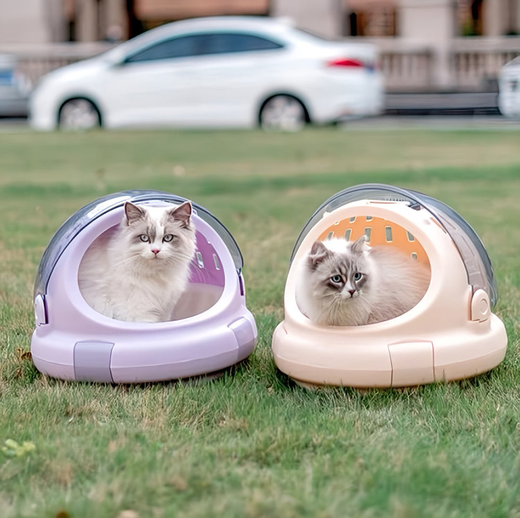 Portable Dome-Shaped Pet Carrier